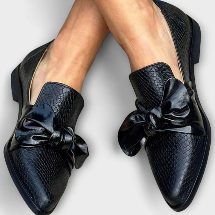 Valorine™ | Loafers med Slipsdetalj