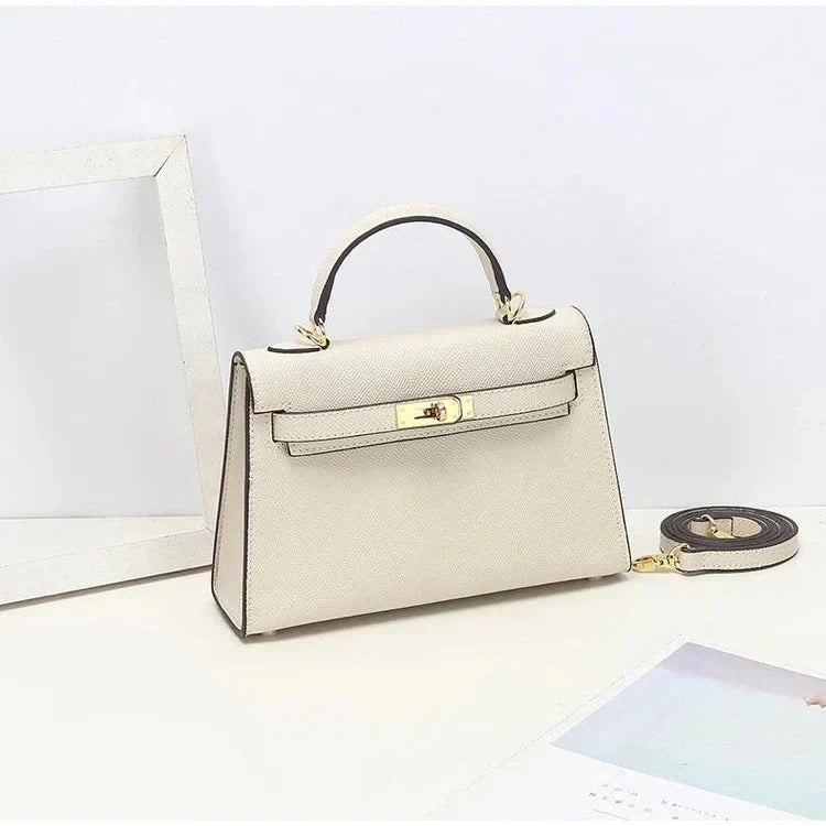 Valorine™ | Ameera
